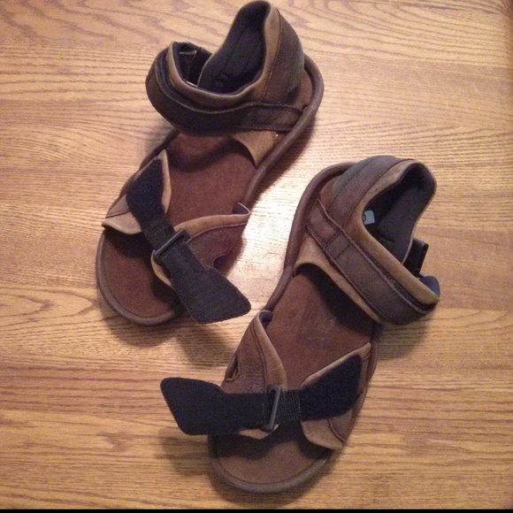 New Clarks Leather/Nubuck Trekking Sandals - Size 12 Summer Travel Outdoor main image 14